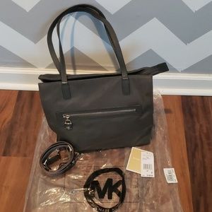 Michael Kors Janie Tote with messanger strap